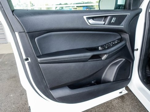 Used 2020 Ford Edge SEL w/ Convenience Package image 30