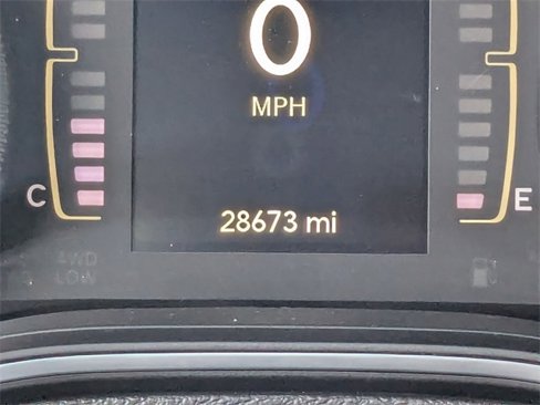 Used 2021 Jeep Cherokee Latitude Plus image 21