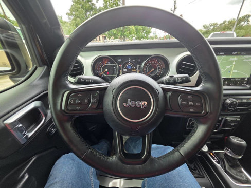 Used 2021 Jeep Wrangler Islander image 40