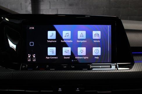 Used 2022 Volkswagen Golf R image 53
