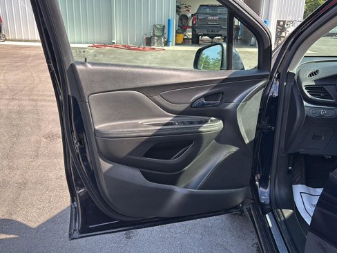 Used 2022 Buick Encore Preferred w/ Safety Package II image 13