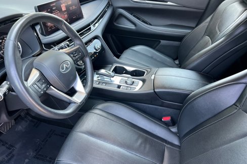Certified 2024 INFINITI QX60 Pure image 10