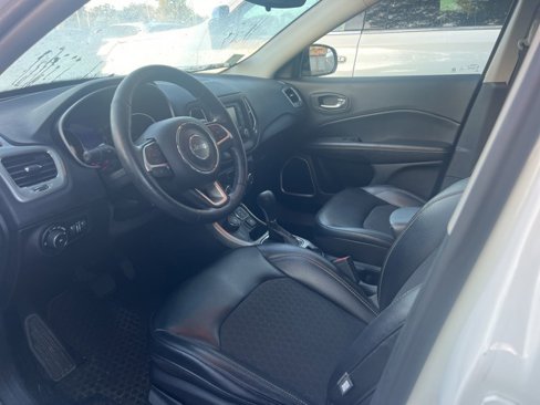 Used 2017 Jeep Compass Latitude w/ Cold Weather Group image 7