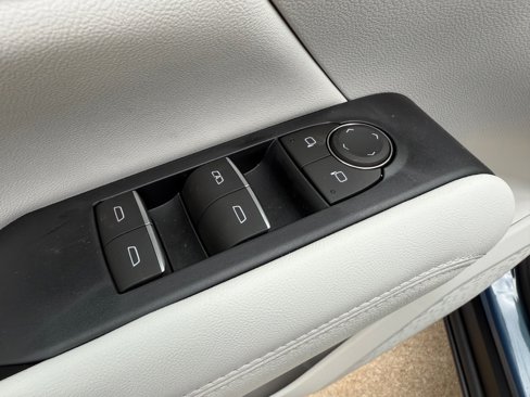 New 2026 GMC Terrain Denali w/ LPO, Floor Liner Package image 9