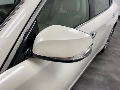 Used 2016 INFINITI Q70 L 3.7 image 12