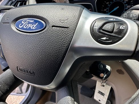 Used 2015 Ford Escape SE image 35