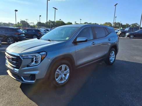 Used 2023 GMC Terrain SLE w/ LPO, Floor Liner Package image 3
