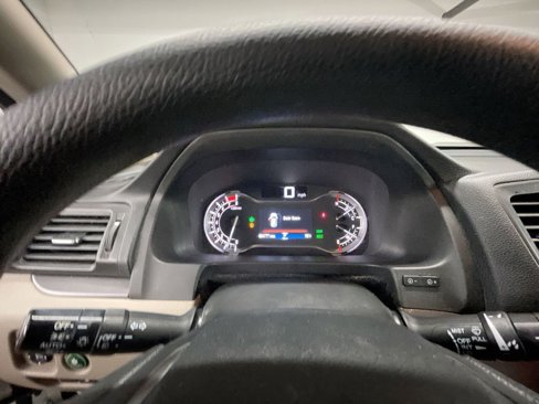 Used 2018 Honda Pilot EX image 11