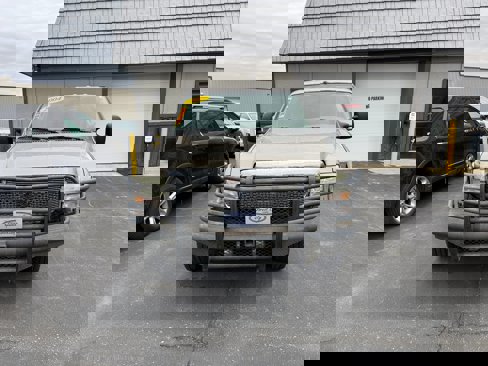 Used 2004 Ford F250 Lariat image 3