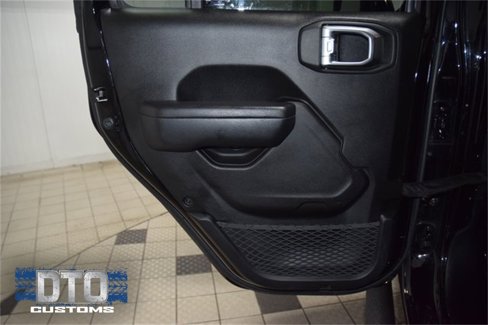 Used 2023 Jeep Gladiator Mojave w/ Trailer Tow Package image 41
