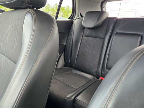 Used 2020 Chevrolet Trax LT w/ Driver Confidence Package image 12