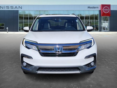 Used 2022 Honda Pilot Touring image 2
