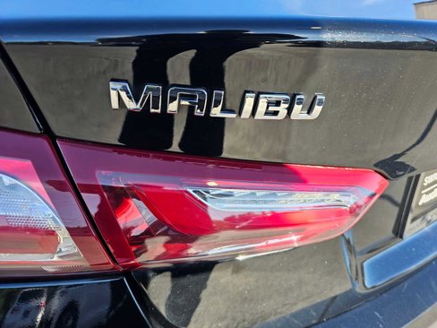 Used 2019 Chevrolet Malibu Hybrid image 16