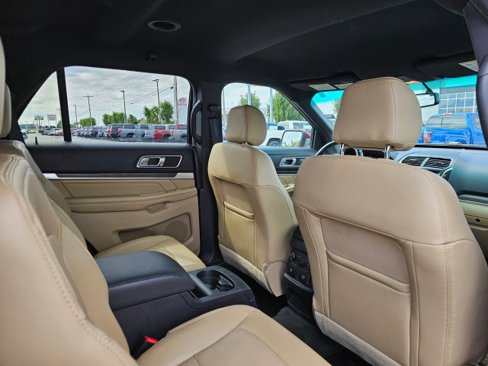 Used 2016 Ford Explorer Limited image 15