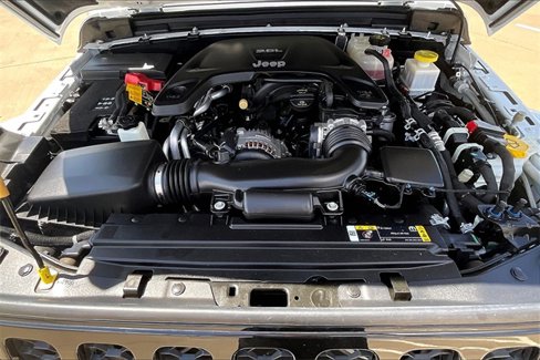 Used 2021 Jeep Gladiator Willys image 10
