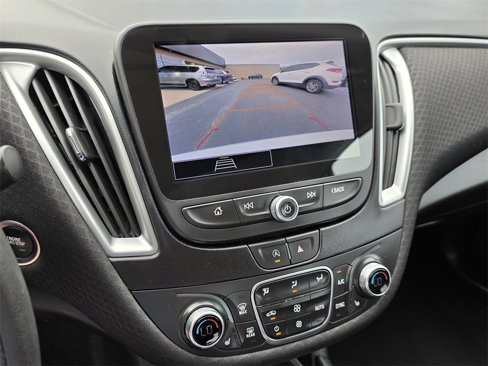 Used 2024 Chevrolet Malibu LT image 10