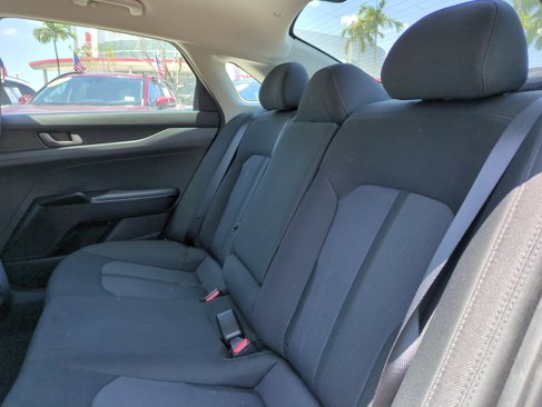 Used 2023 Kia K5 LXS image 13