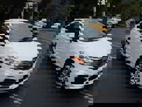 Used 2015 Honda Civic LX image 3