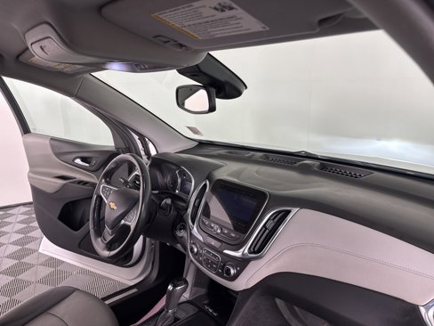 Used 2020 Chevrolet Equinox Premier image 41