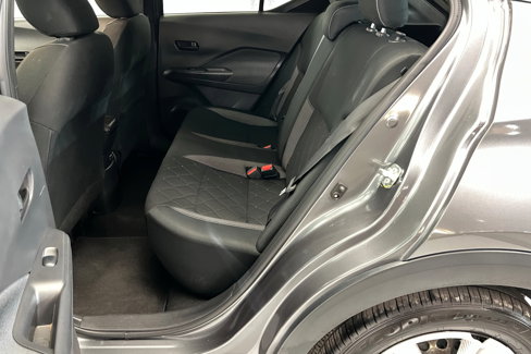 Used 2020 Nissan Kicks S image 22