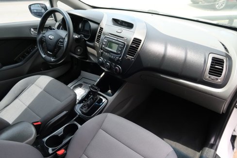 Used 2018 Kia Forte LX image 10