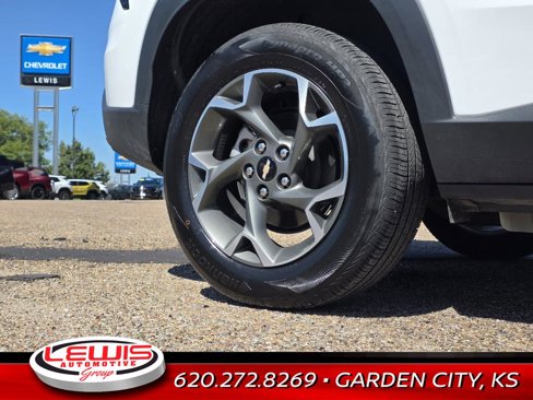 Used 2024 Chevrolet Trax LT image 24