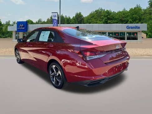 Used 2023 Hyundai Elantra SEL w/ Convenience Package image 11