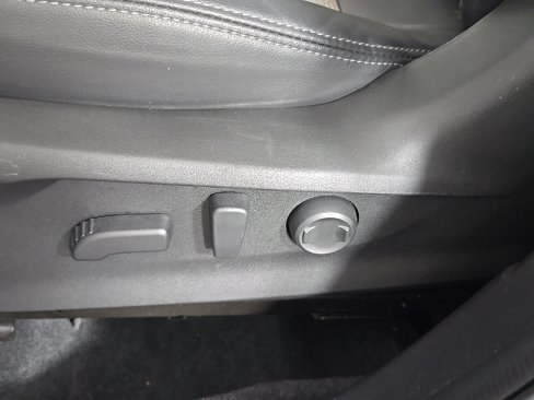 Used 2024 Subaru Forester Limited image 23
