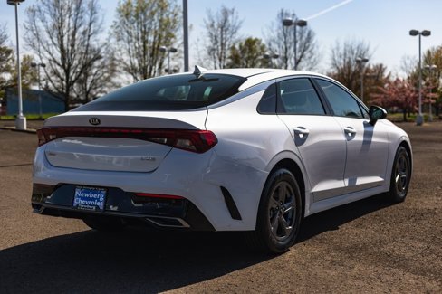 Used 2021 Kia K5 LXS image 10