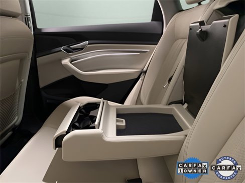 Used 2021 Audi e-tron Premium Plus w/ Premium Plus Package image 73