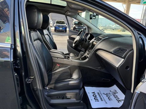 Used 2013 Lincoln MKX AWD image 24