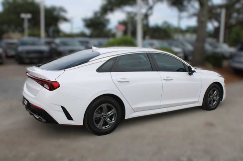 Used 2022 Kia K5 LXS image 6