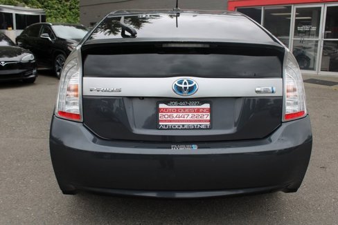 Used 2014 Toyota Prius Plug-In Hybrid image 4
