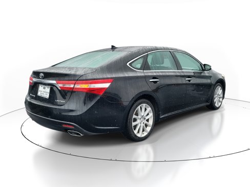 Used 2014 Toyota Avalon XLE image 4
