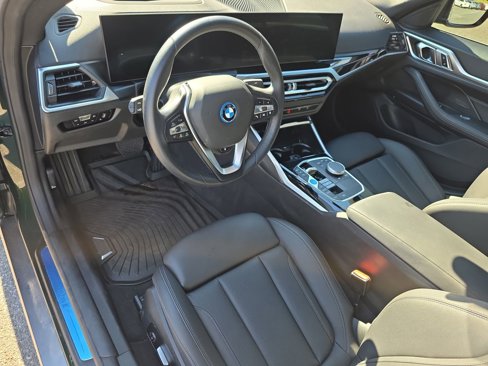 Used 2024 BMW i4 eDrive35 w/ Premium Package image 9