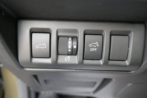 Used 2020 Subaru Outback Limited image 25