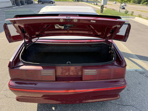 Used 1988 Ford Mustang GT image 26