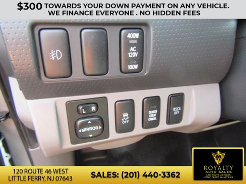 Used 2013 Toyota Tacoma 4x4 Access Cab V6 image 18