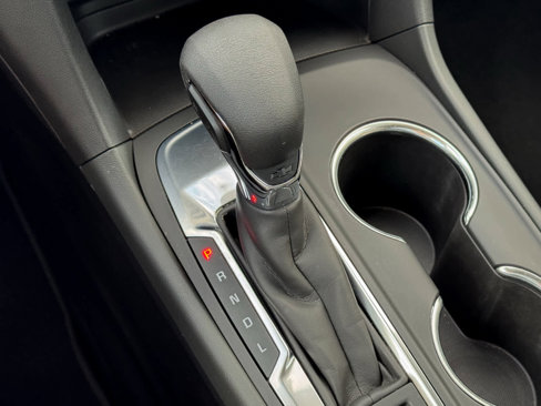 Used 2022 Chevrolet Equinox LT image 19