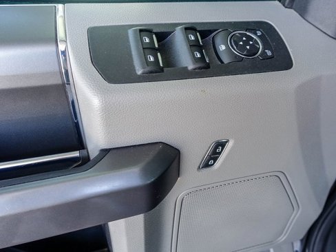 Used 2019 Ford F150 XLT w/ Equipment Group 302A Luxury image 24