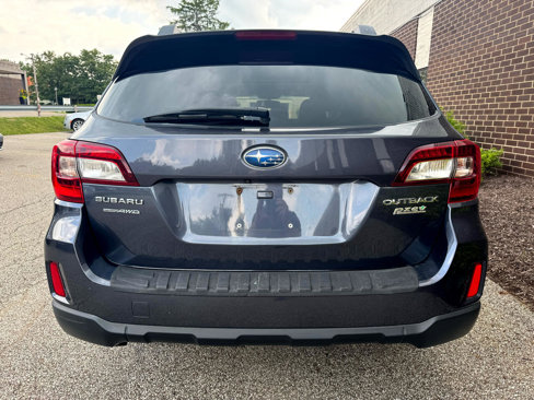 Used 2015 Subaru Outback 2.5i Premium image 9
