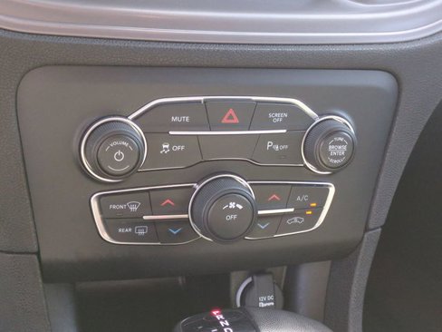 Used 2023 Dodge Charger SXT image 23