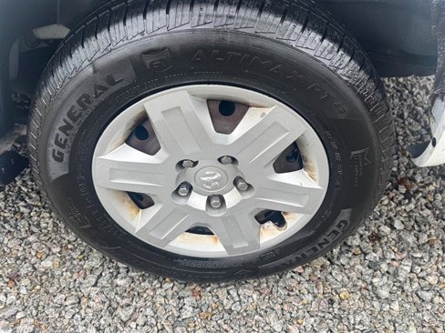 Used 2012 RAM C/V image 19