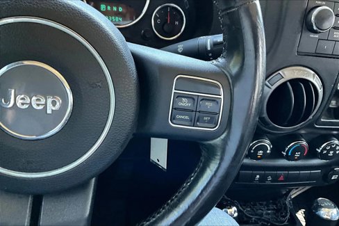 Used 2011 Jeep Wrangler Unlimited Sport image 17