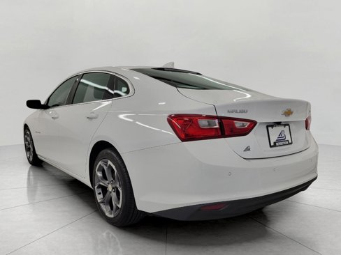 Used 2024 Chevrolet Malibu LT image 4