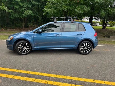 Used 2015 Volkswagen Golf SE image 12