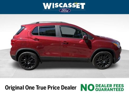 Used 2022 Chevrolet Trax LT w/ Sport Edition image 6