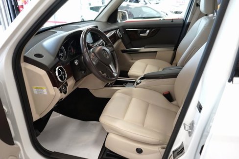 Used 2013 Mercedes-Benz GLK 350 4MATIC image 24