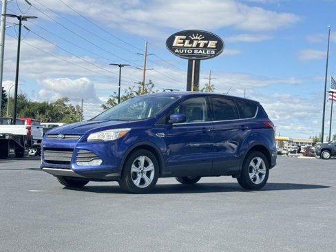 Used 2015 Ford Escape SE image 1