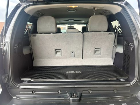 Used 2015 Toyota Sequoia SR5 image 38